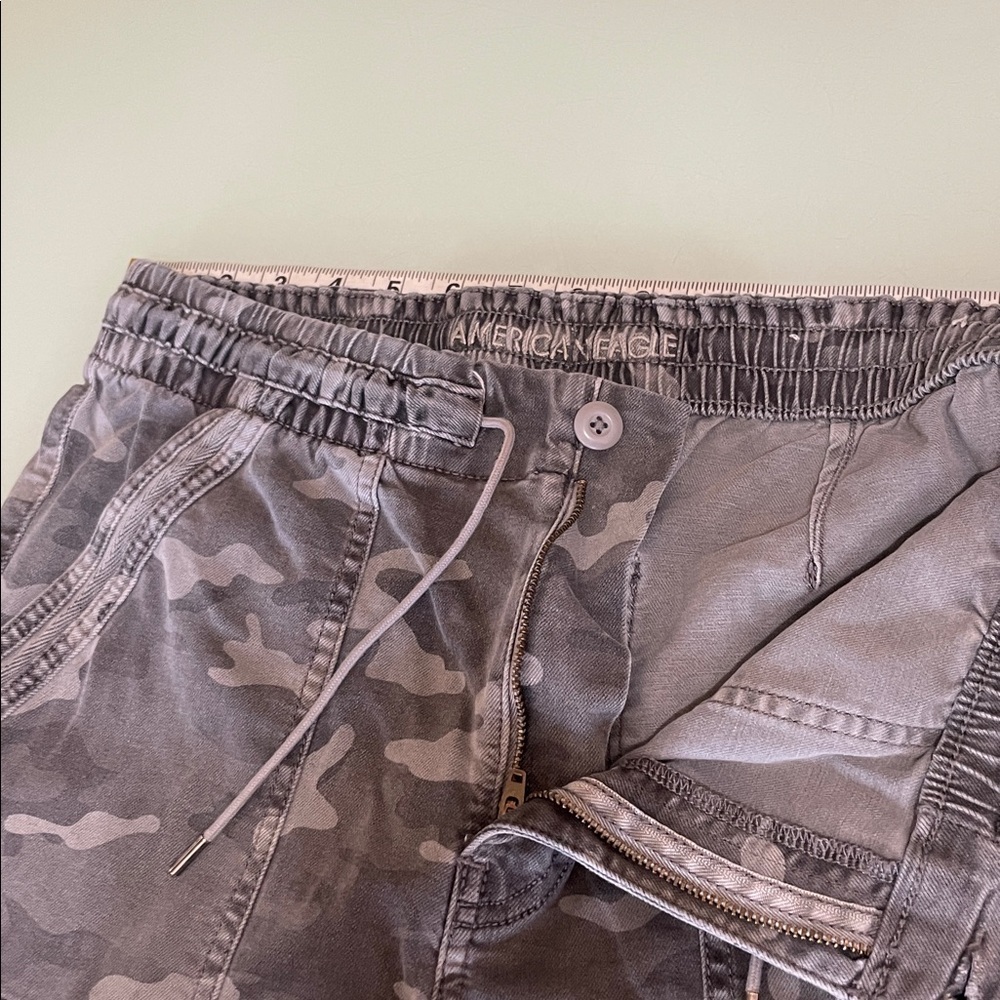 American Eagle Gray Jogger Pants - Picture 8 of 15